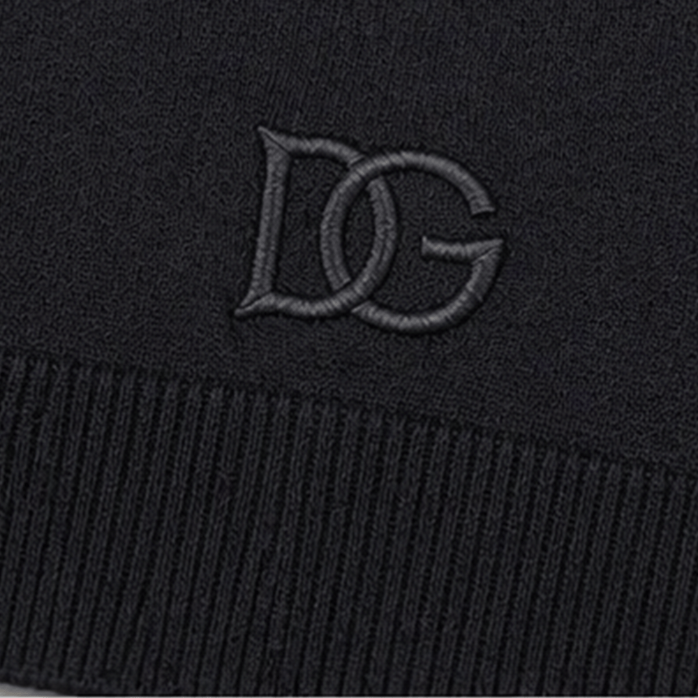Embroidered detail polo collar knit shirt