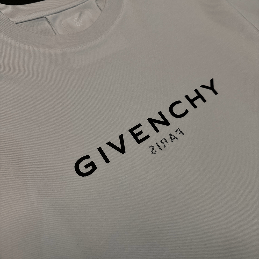 GIVENCHY Paris Logo Print T-shirt