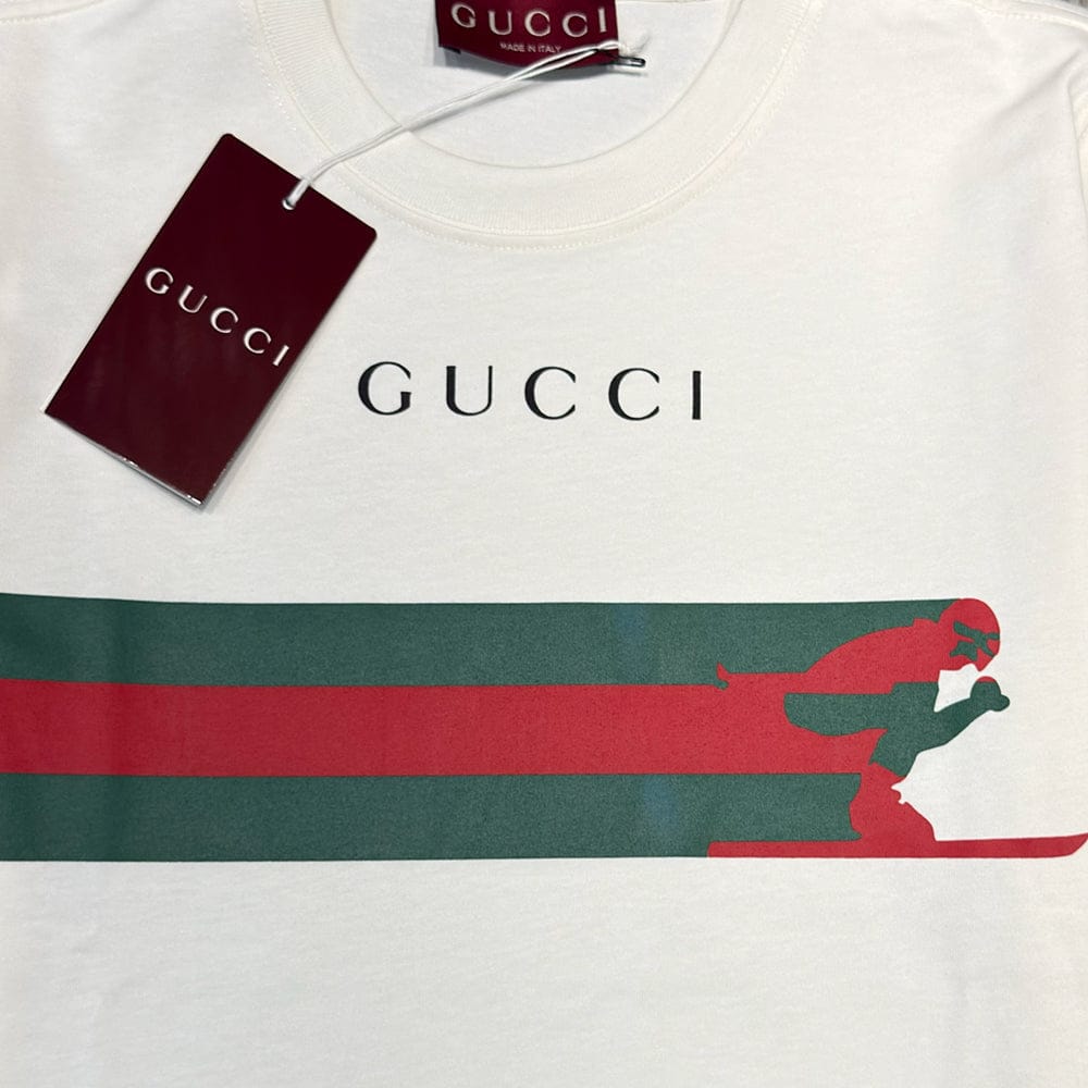 GUCCI Logo-Print T-Shirt